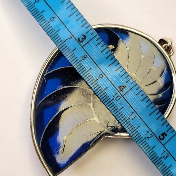 Nautilus Shell Pendant with 925 Sterling Silver Blue Shell Pendant - Picture 12 of 16
